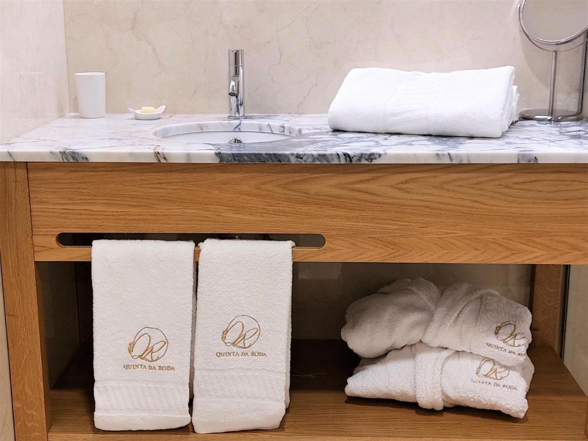 Quinta Da Roda Hotel - Conforto E Tranquilidade No Geres Cela  Екстериор снимка